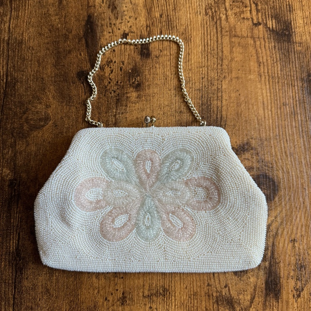 VINTAGE BEADED WHITE EVENING BAG CLUTCH BEAUTIFUL MADE IN JAPAN